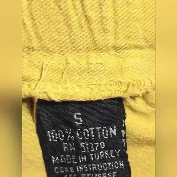 Hunters Run Butter yellow walking shorts | Vintage | High waisted | Small - Picture 5 of 6